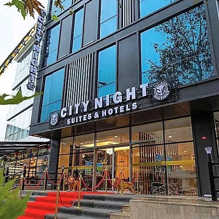 Night And Hotel